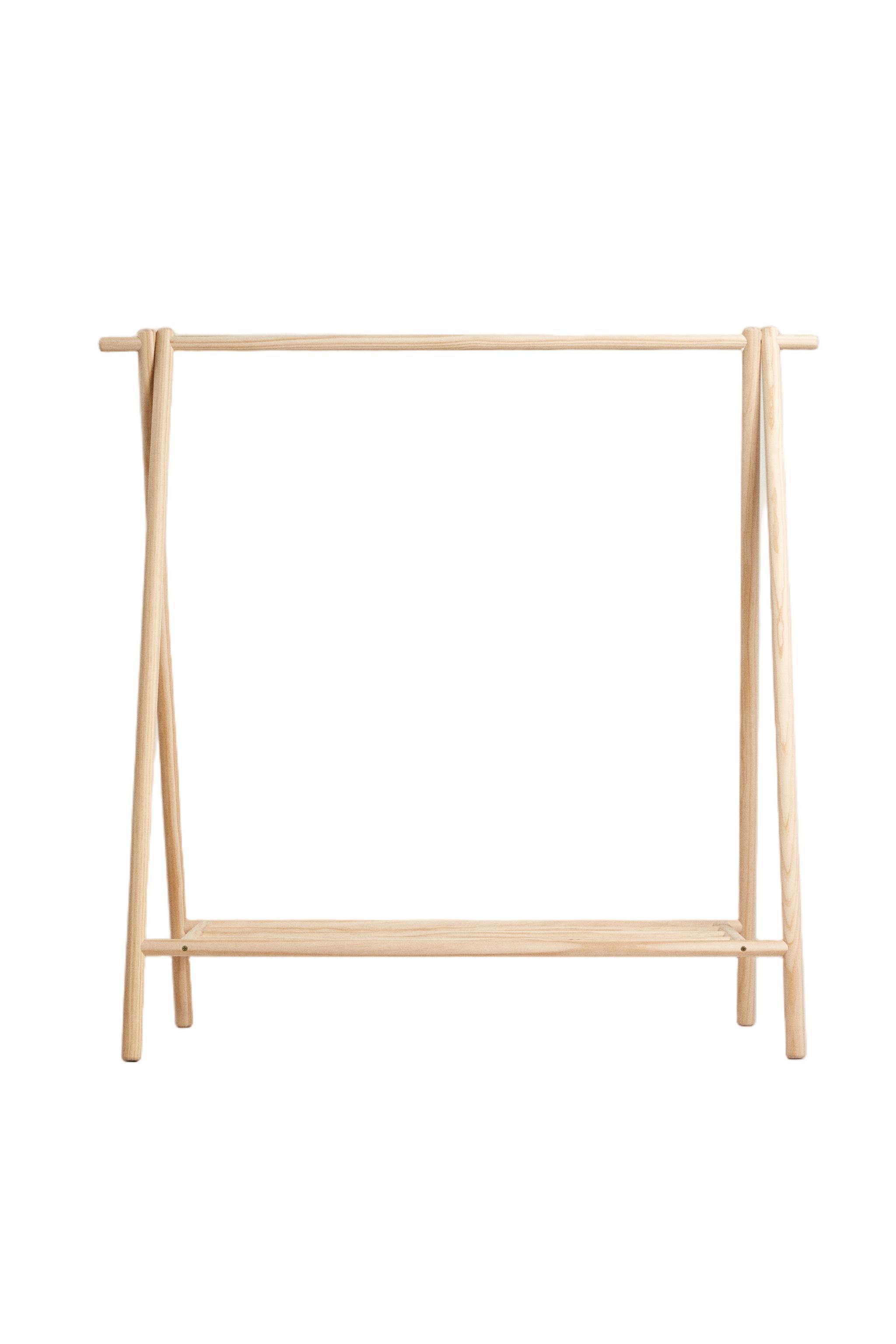 ウッド ハンガーラック - ライトベージュ | ZARA Japan / 日本