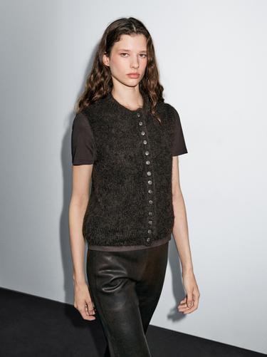 Zara Short sleeve T-shirt with topstitching detail - Brown - Image 0