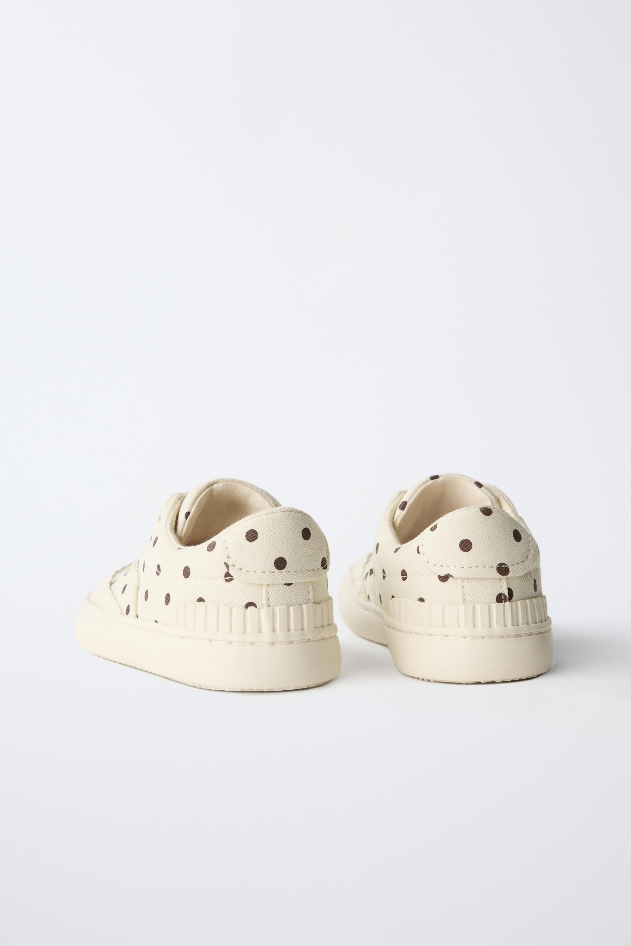 TENNIS OU BASKET TAUPE