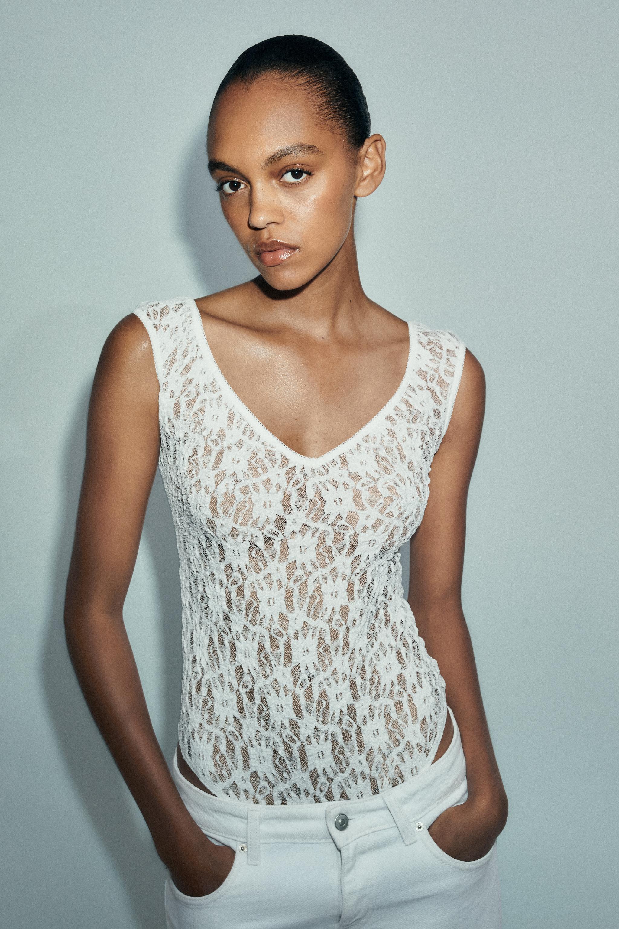 BODY EN DENTELLE BLONDE