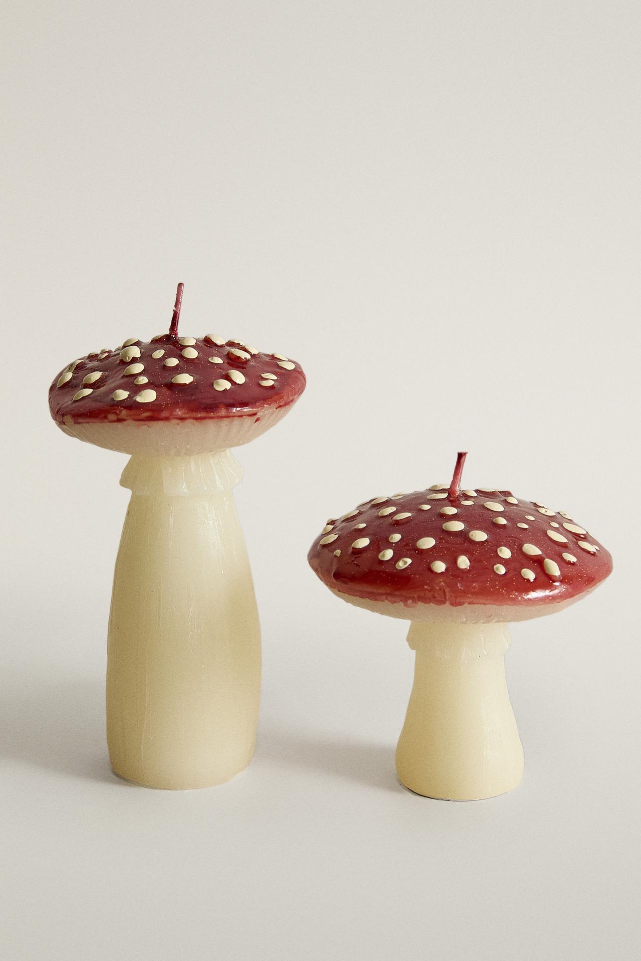 DECORATIVE CHRISTMAS MUSHROOM CANDLE