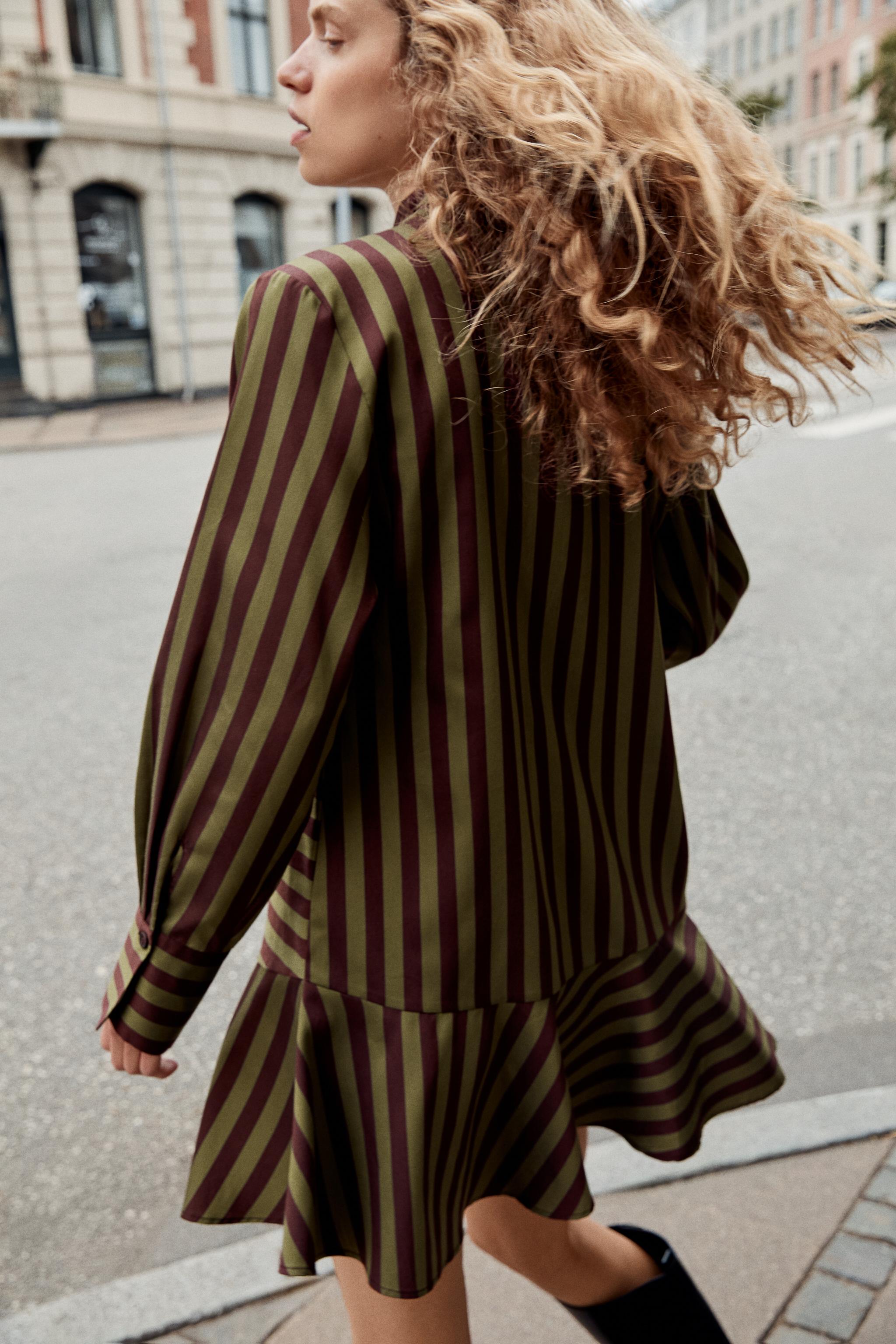 STRIPED TIE-NECK DRESS