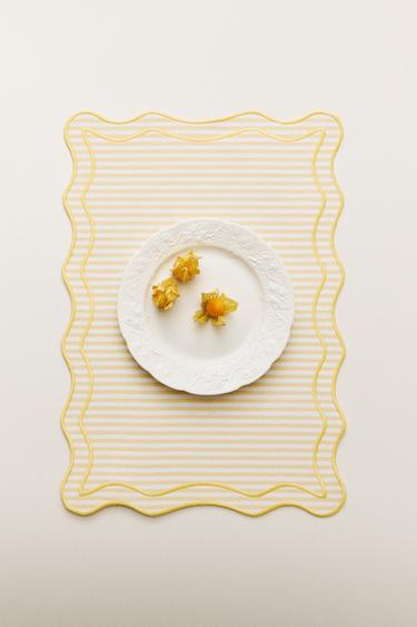 SET DE TABLE RAYURES VAGUES - Jaune de Zara - Image 4