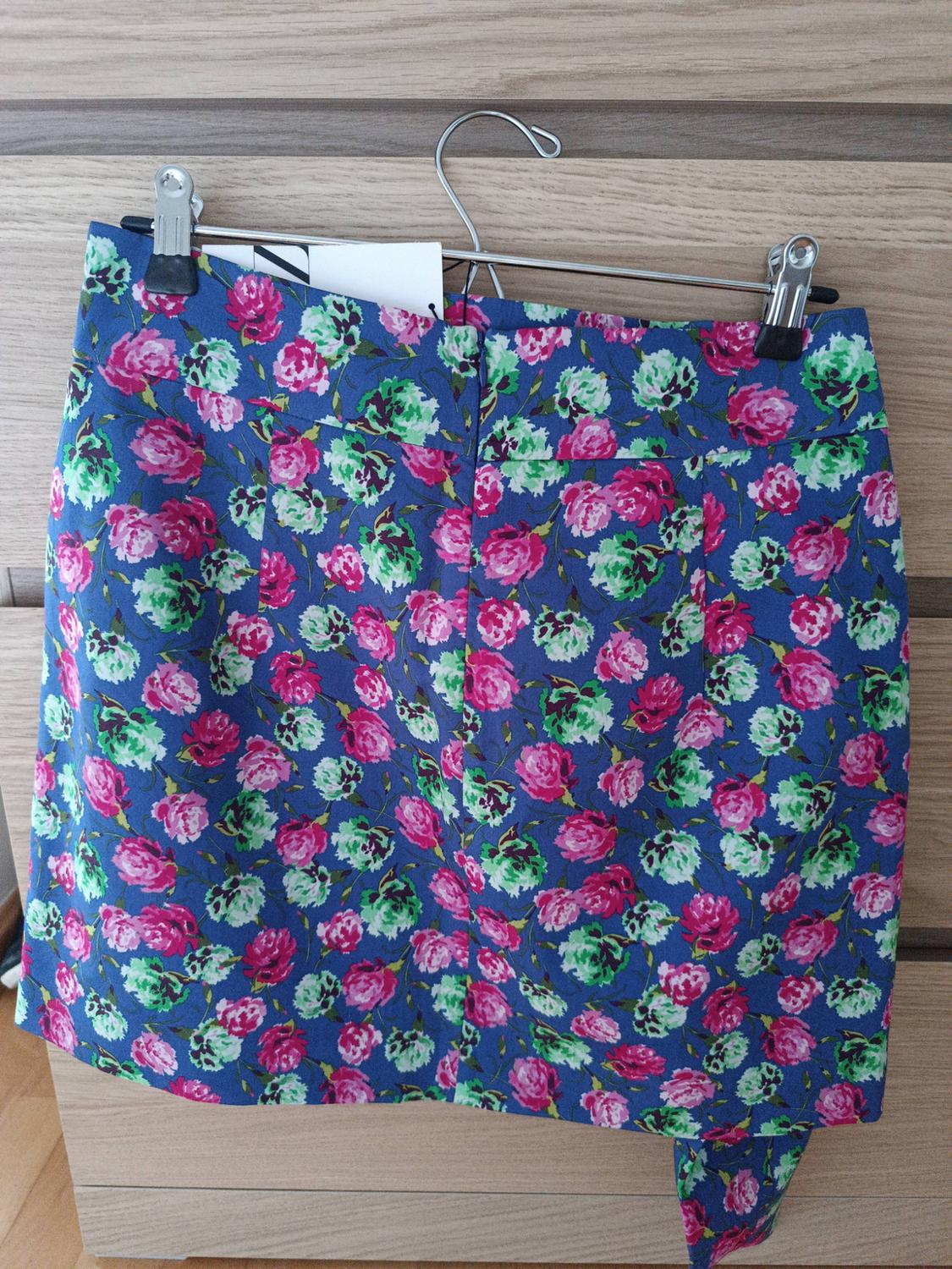 PRINTED BOW SKIRT - Image 2