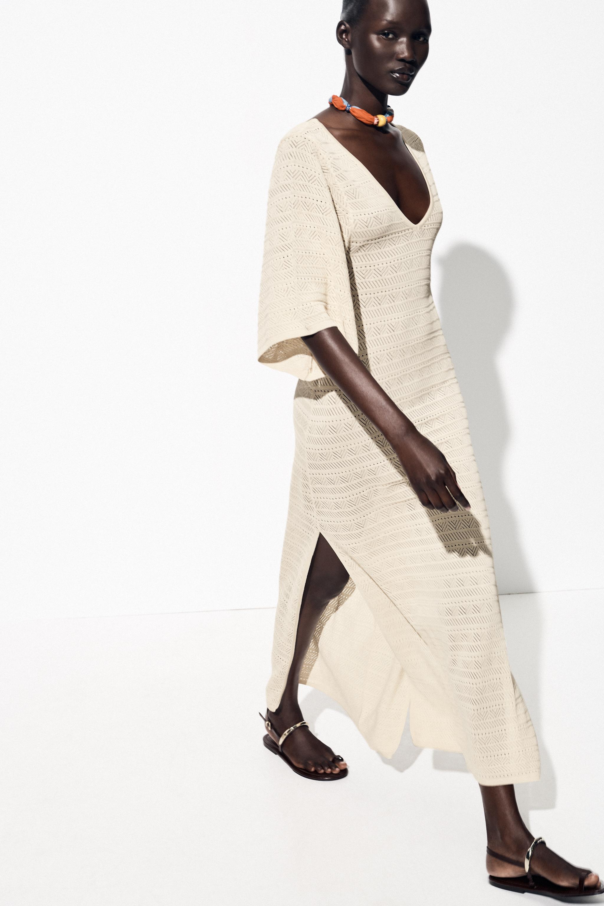 ROBE LONGUE EN MAILLE POINTELLE