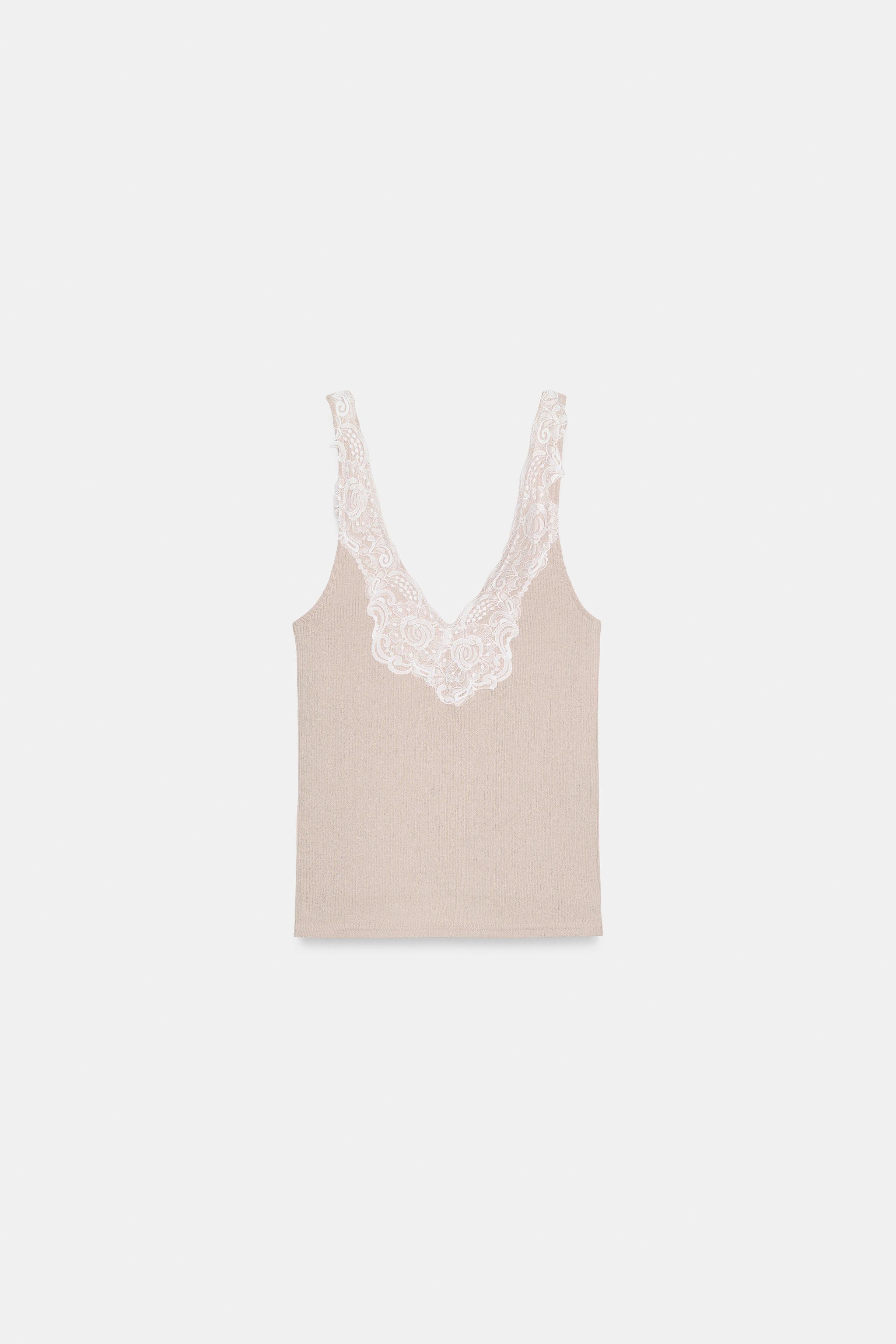 LACE RIBBED TOP