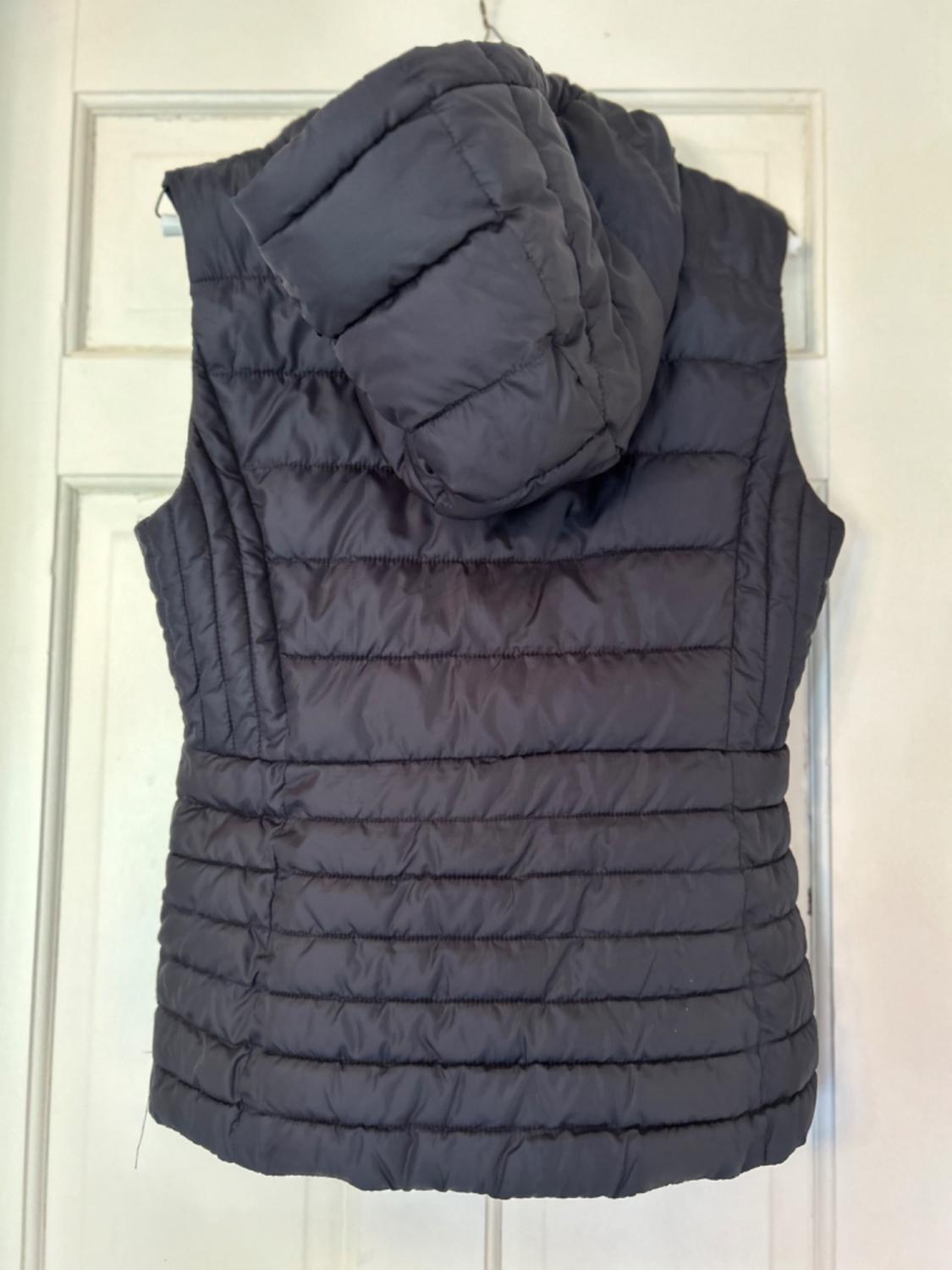 CHALECO ACOLCHADO DUPONT™ SORONA® WATER REPELLENT - Image 2