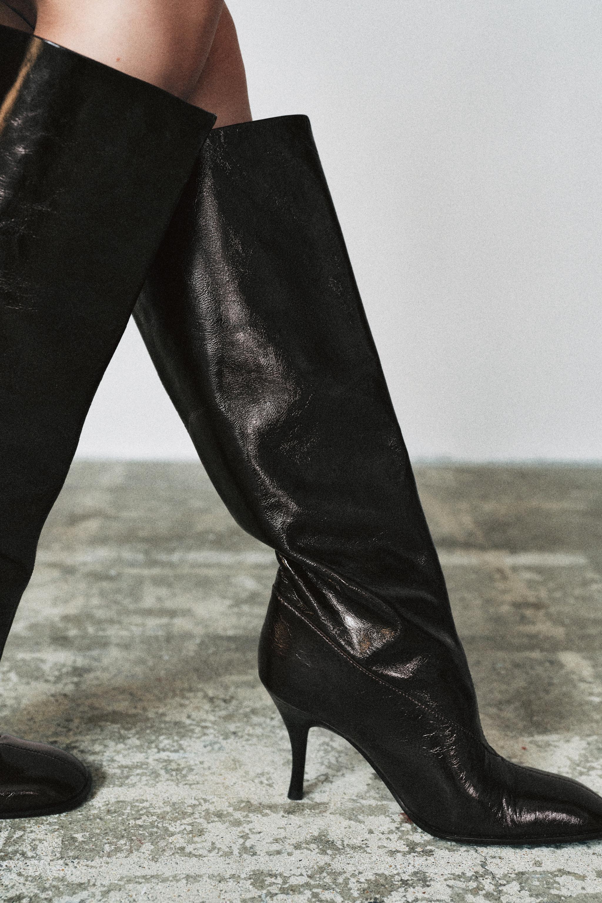 LIMITED EDITION LEATHER HEELED BOOTS