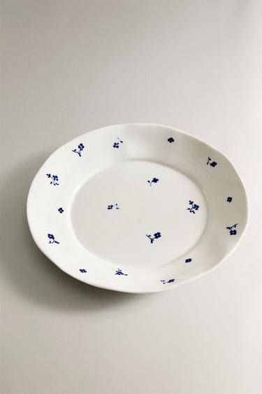 ASSIETTE PLATE PORCELAINE FLEUR - Blanc / Bleu marine de Zara - Image 1