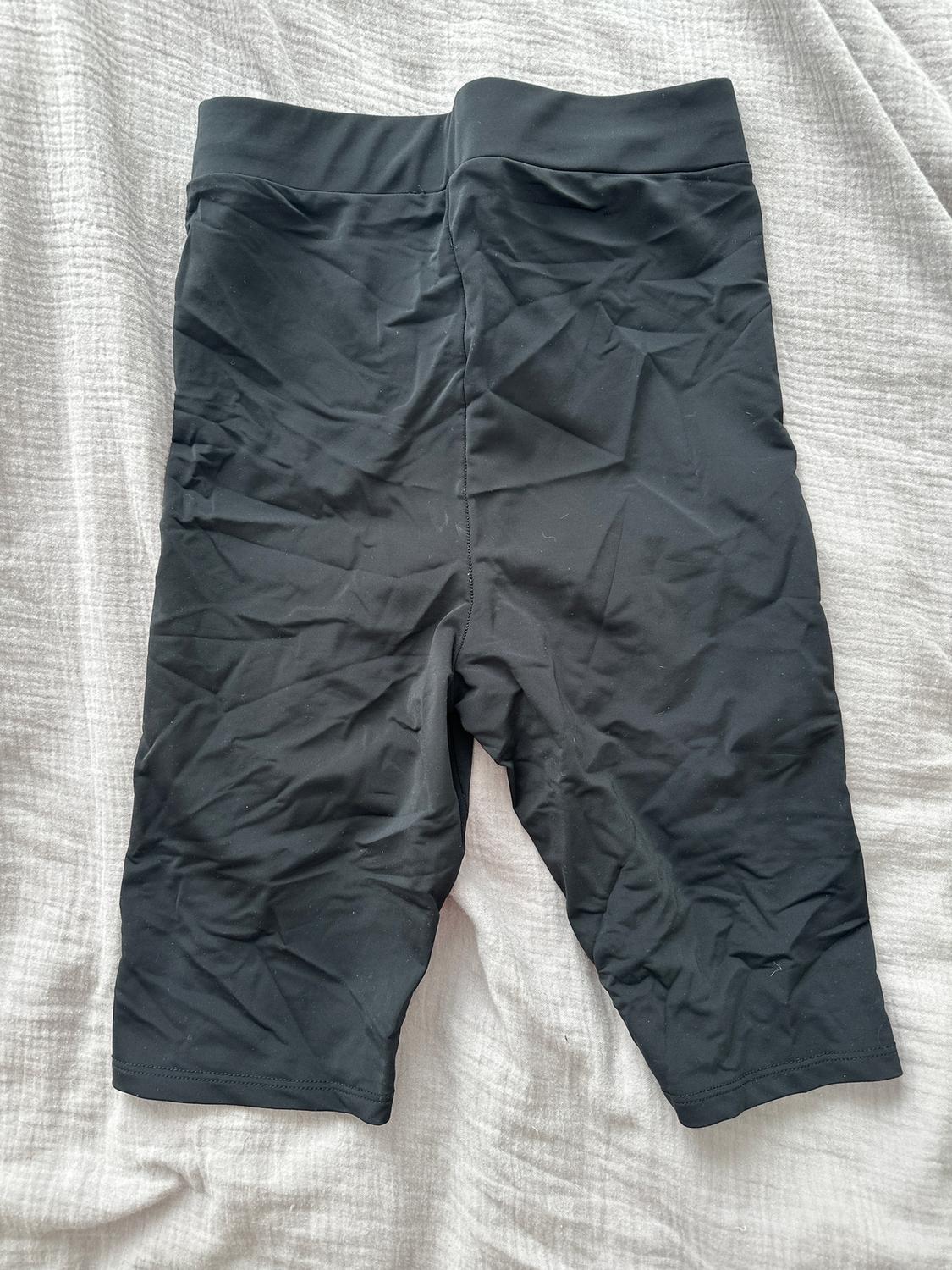 ELASTICATED BERMUDA CYCLING SHORTS - Image 3