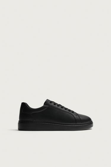 GIÀY THỂ THAO ĐƠN SẮC ĐẾ DÀY - Đen từ Zara