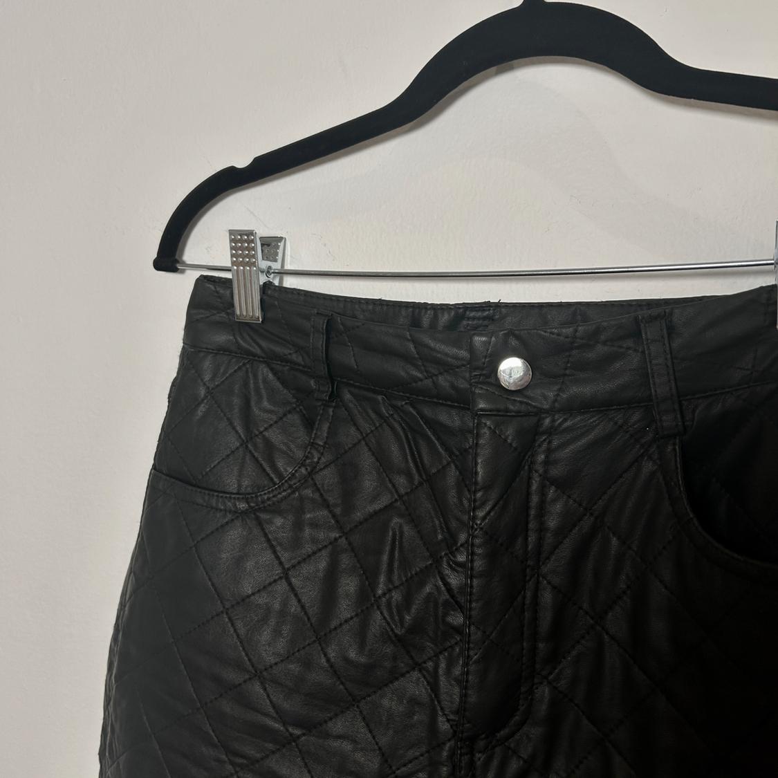 FAUX LEATHER BELTED PANTS - Image 2