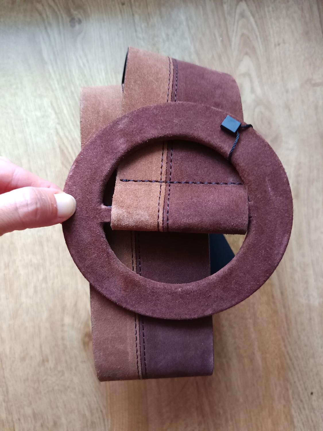 CONTRAST MAXI BUCKLE BELT