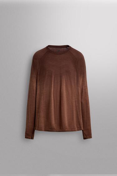 CAMISETA TÉCNICA COM LÃ - Marrom da Zara