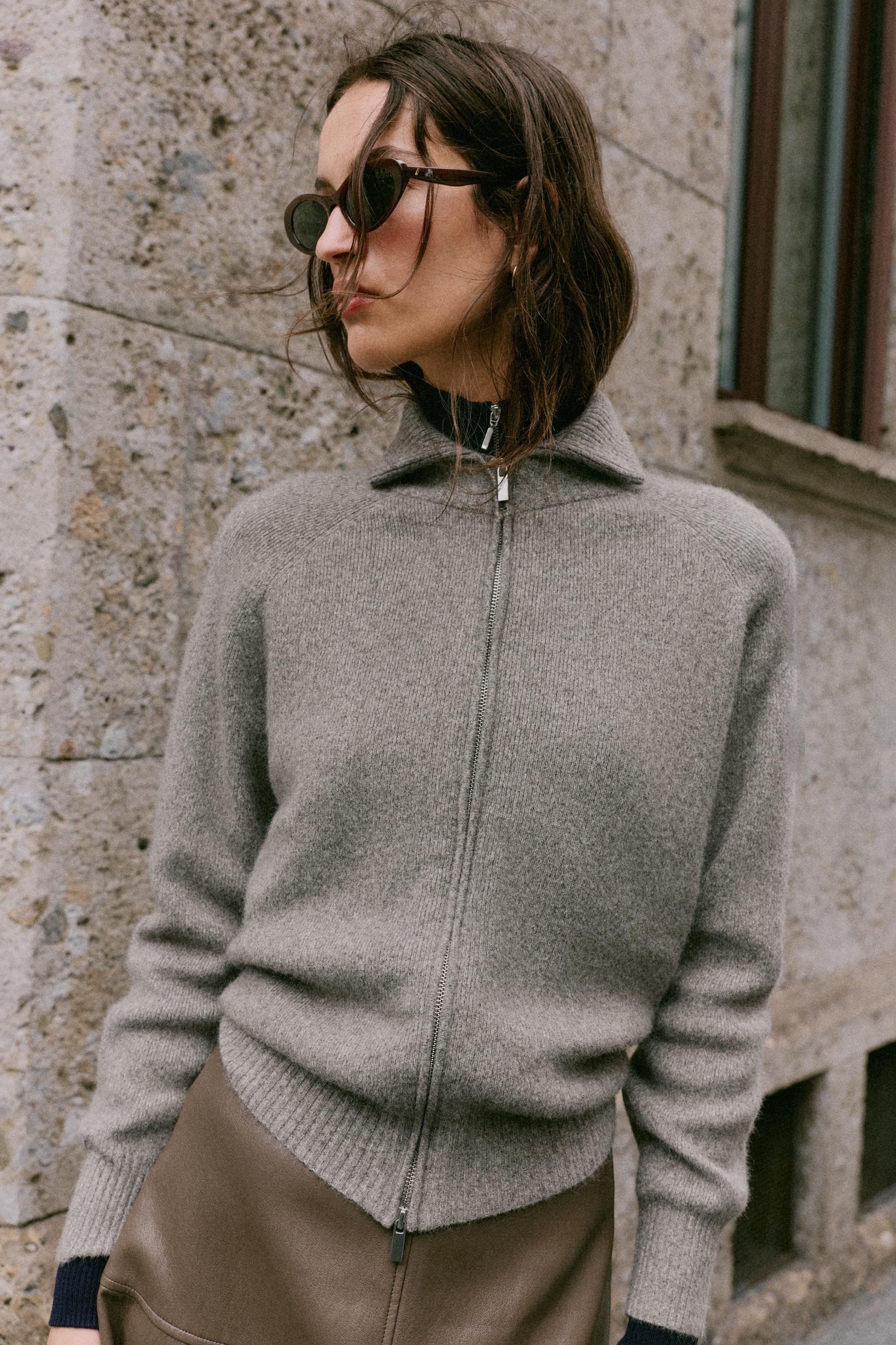 Cardingan With Zip by Zara