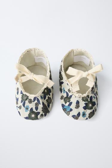 BALLERINES NŒUD FLEURS - Blanc écru de Zara - Image 5