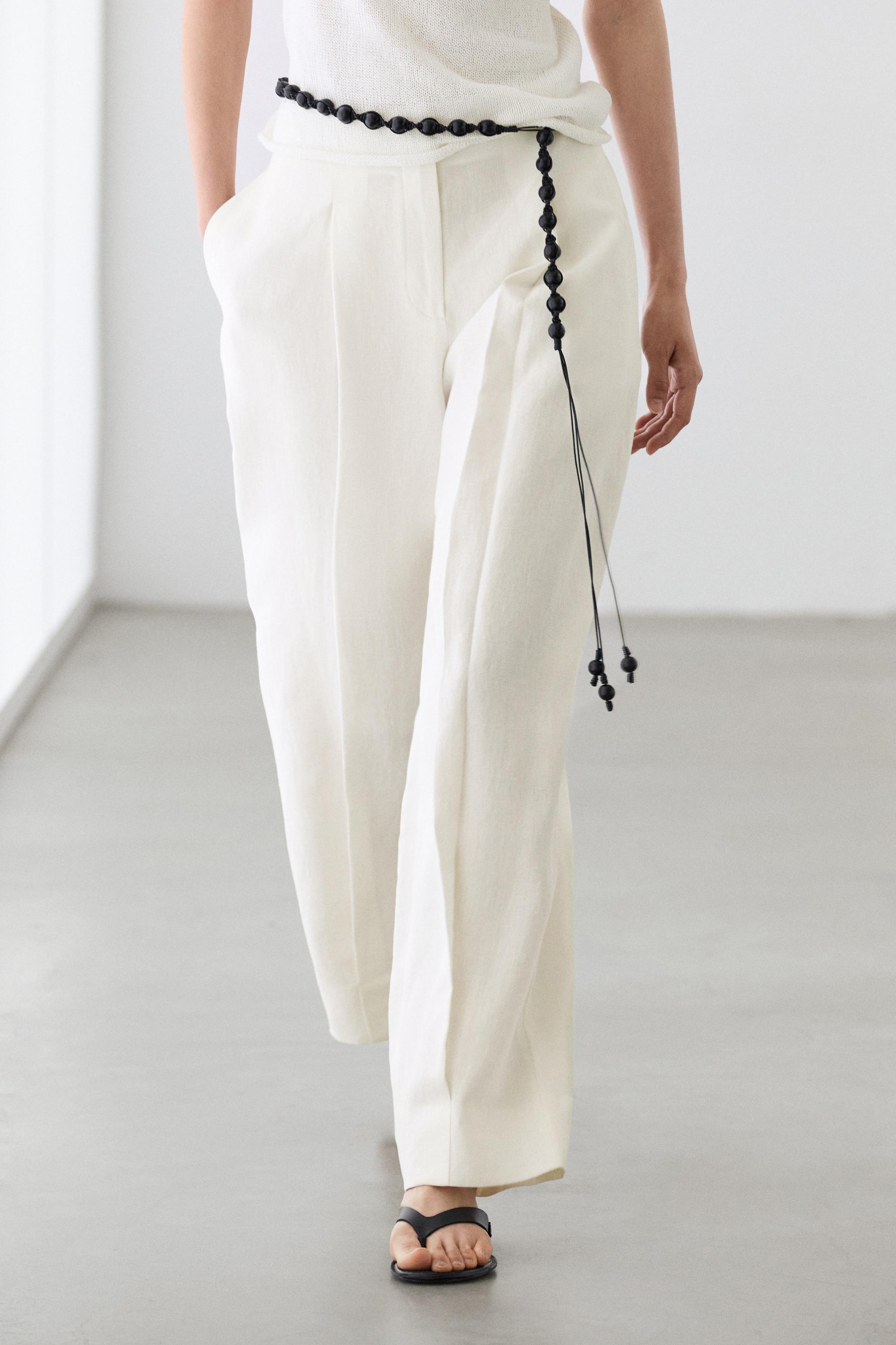 Linen trousers with darts