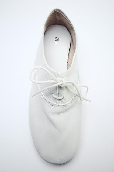 FLAT LACE-UP LEATHER SHOES - Ecru White by Zara