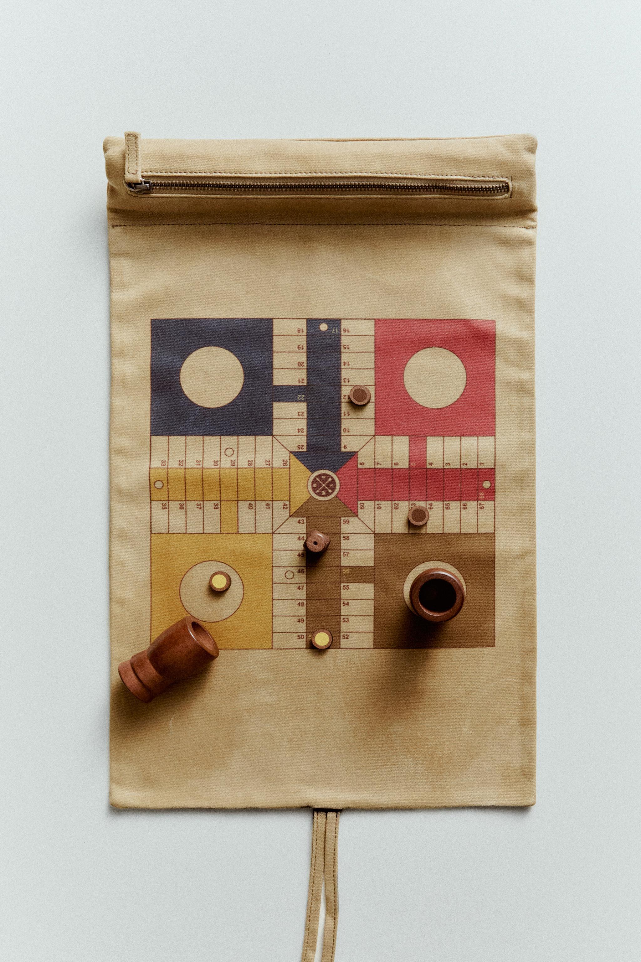 ROLL-UP LUDO GAME — Multicoloured