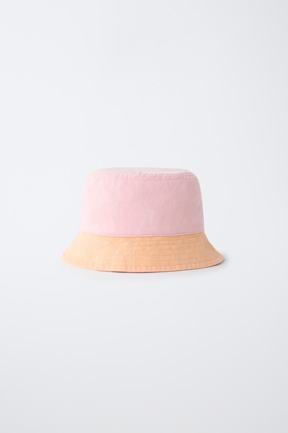 BLOCK COLOUR BUCKET HAT - Light pink by Zara - Image 0