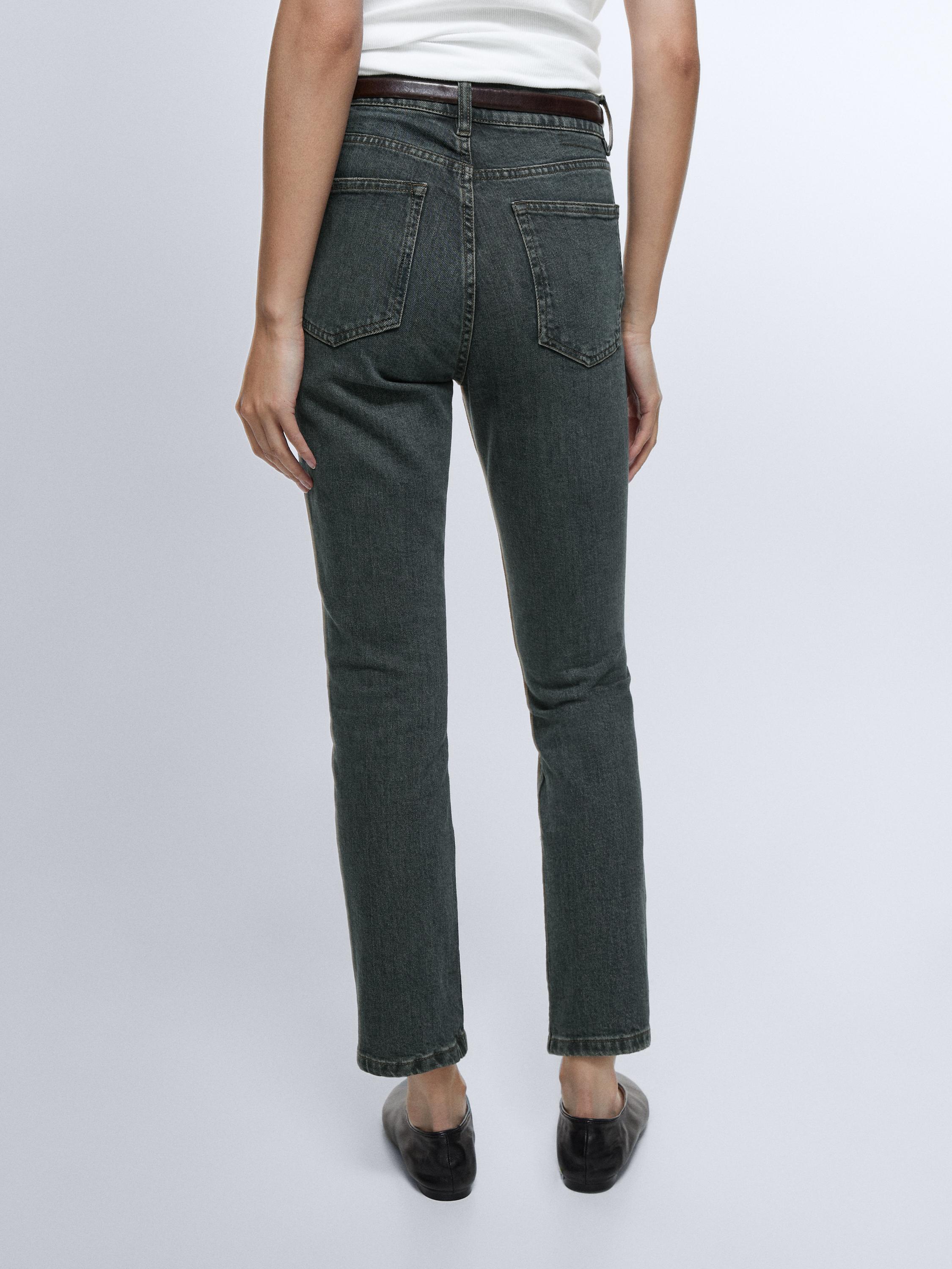 Mid-rise cropped slim fit jeans