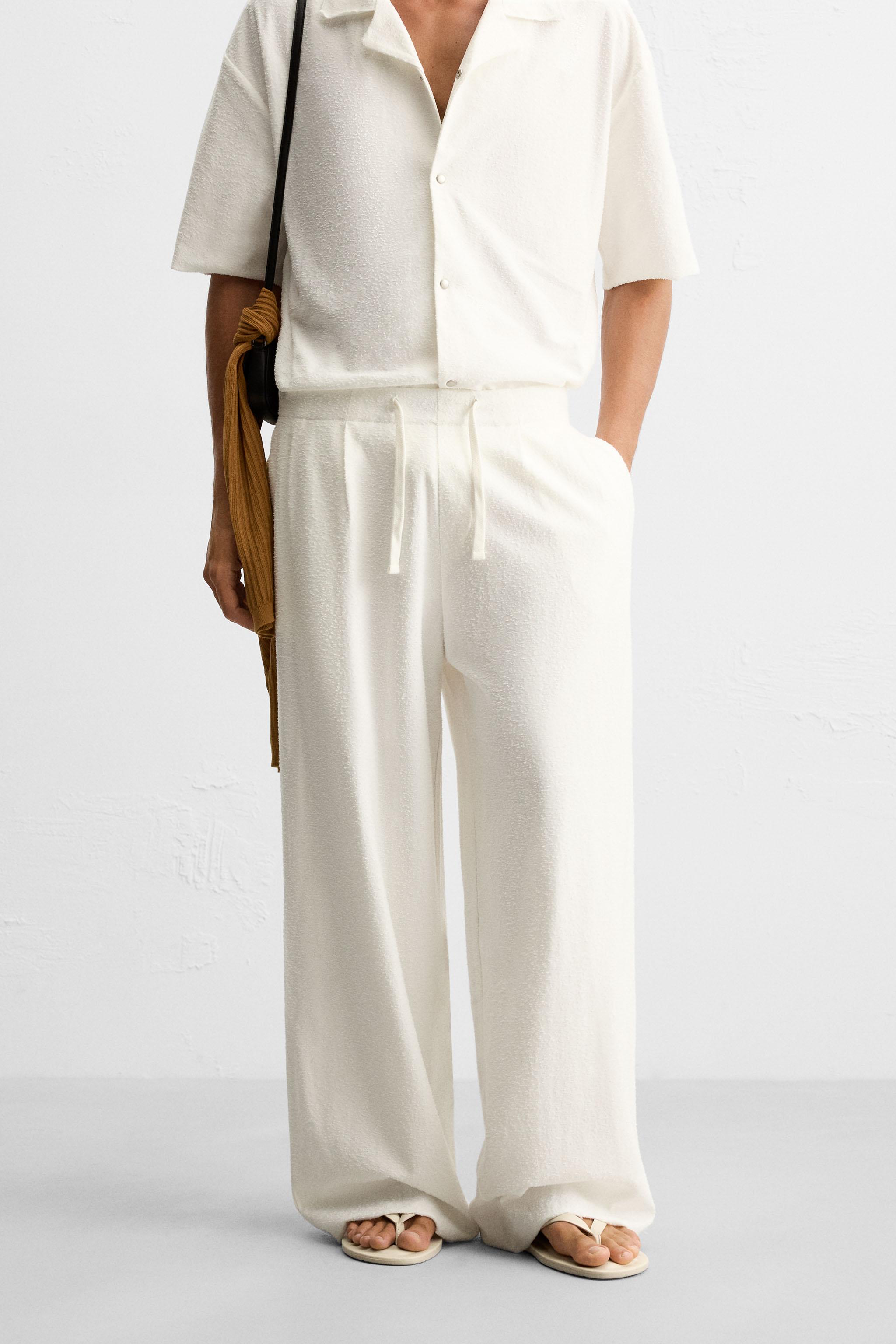 TEXTURED RELAXED FIT PANTS