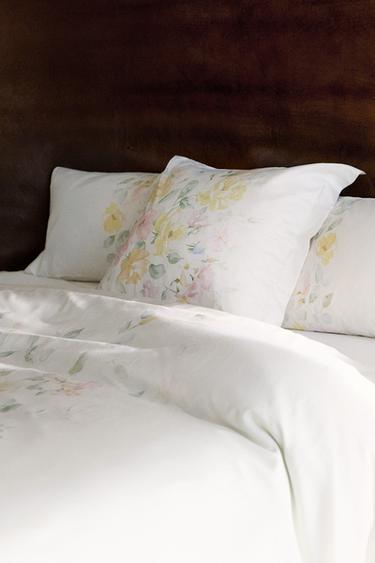 WATERCOLOUR FLOWER DUVET COVER - Oyster-white by Zara