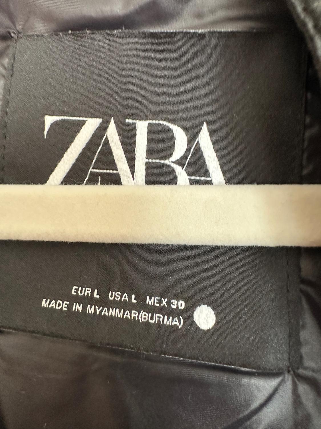 FAUX LEATHER PUFFER VEST - Image 2