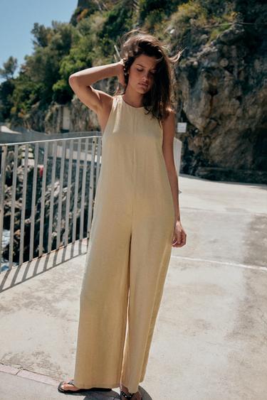 FLOWING JUMPSUIT - 314 by Zara