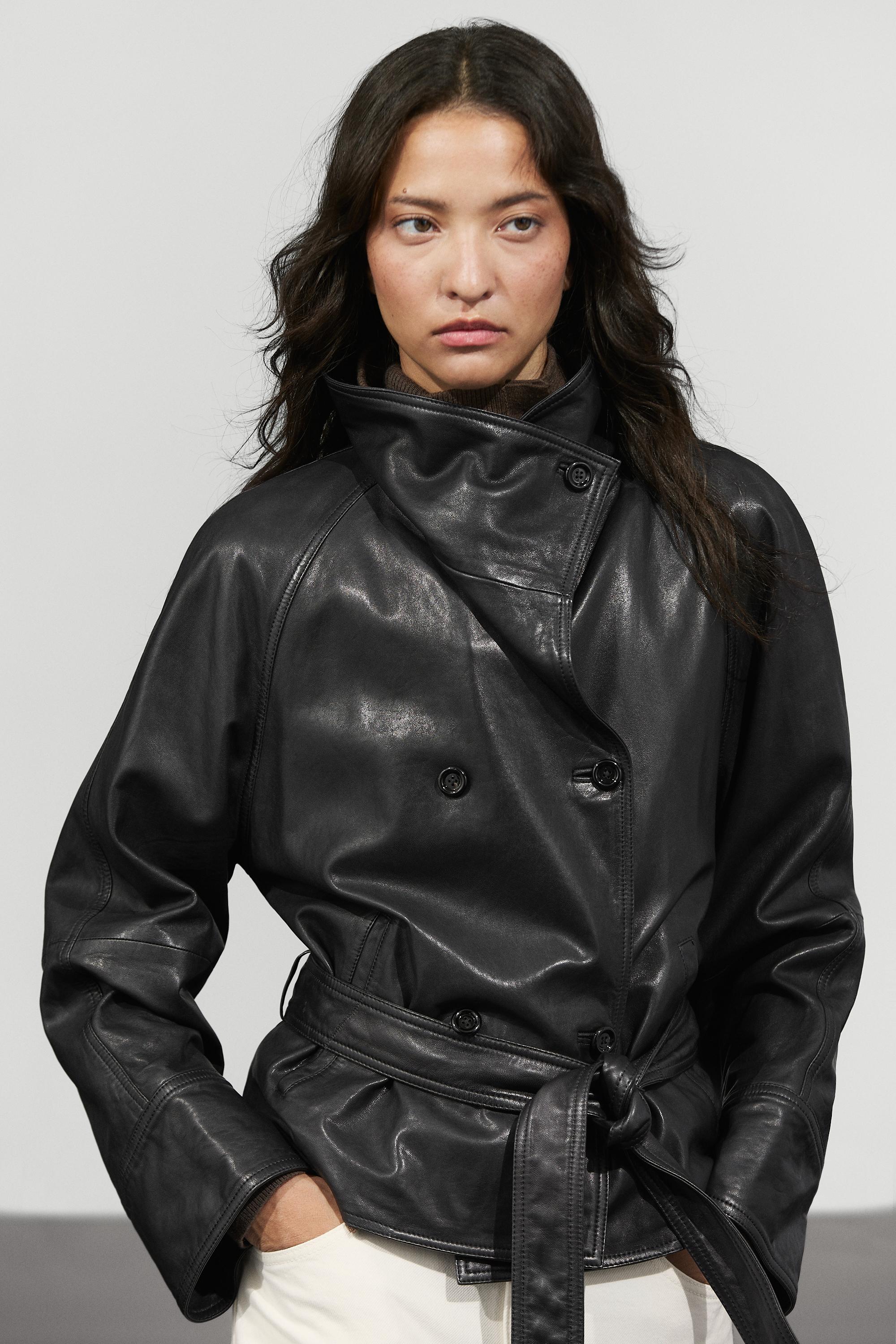 Short leather jacket with belt