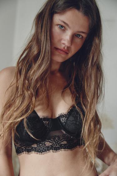 КРУЖЕВНОЙ БЮСТГАЛЬТЕР НА КОСТОЧКАХ — ЧЕРНЫЙ от Zara