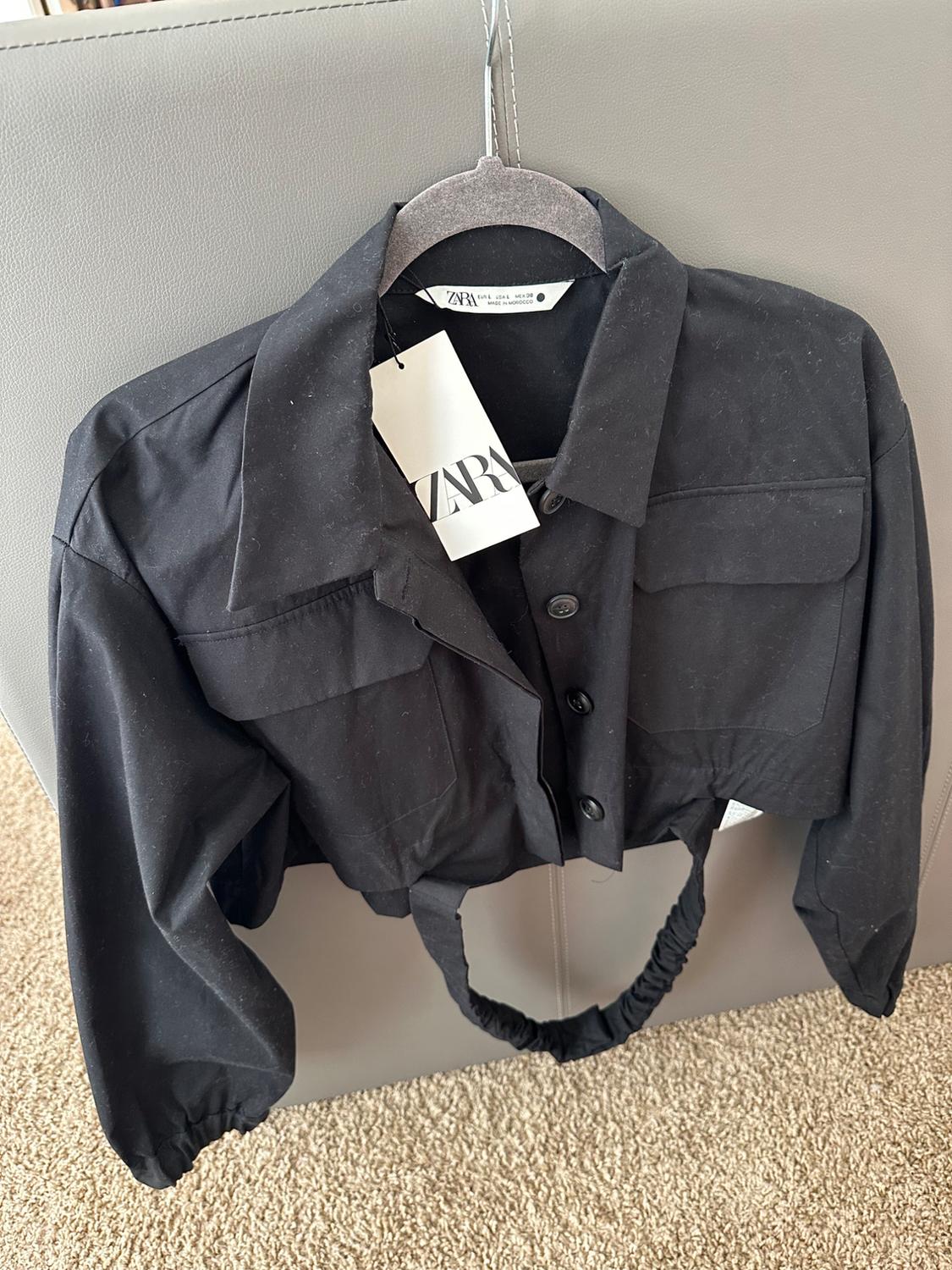 CUT OUT CROPPED SHIRT - Image 2