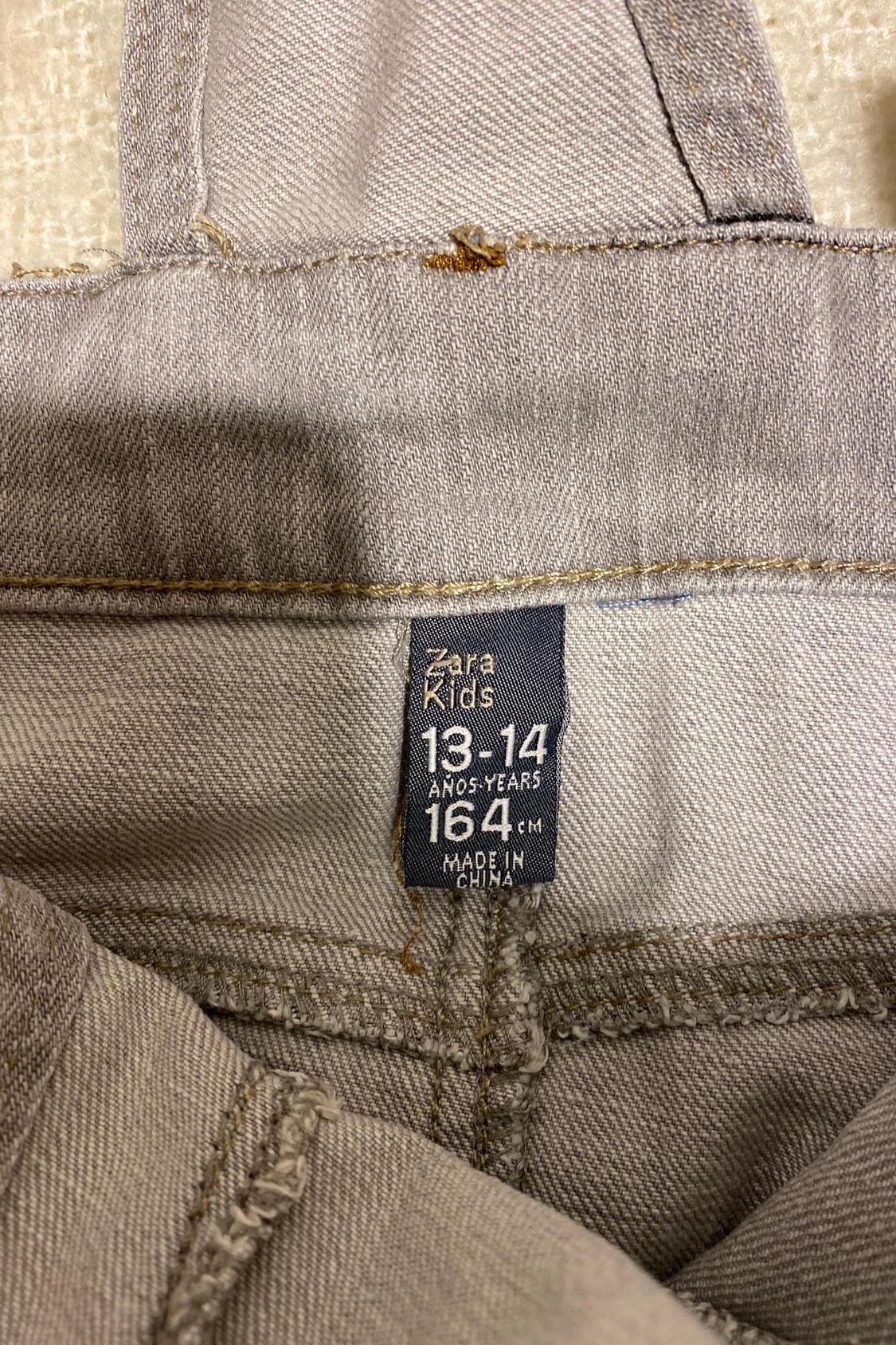 PETO/PICHI DENIM GRIS CON DETALLES Y BORDADOS ZARA KIDS - Image 4