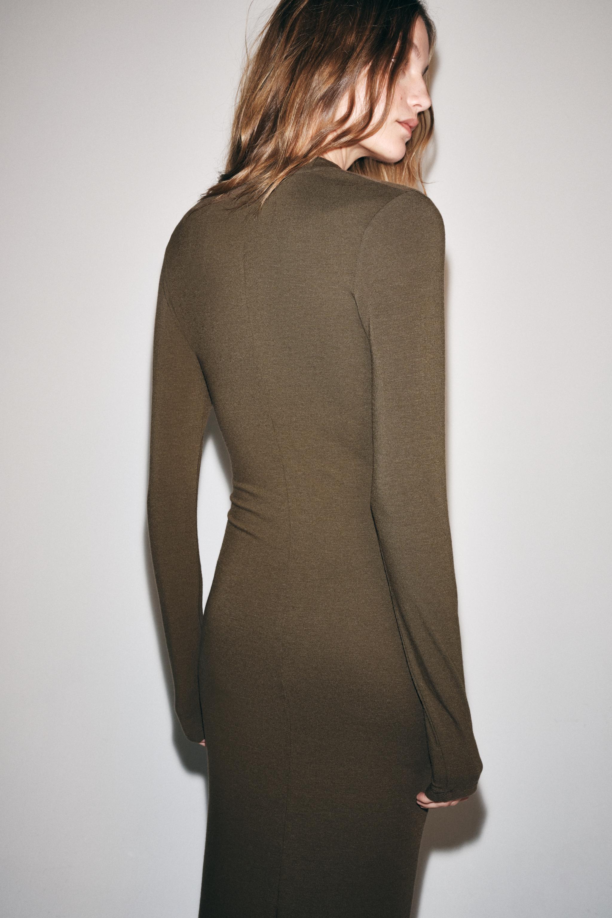 LONG FUNNEL NECK DRESS