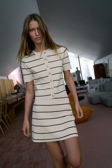 STRIPED KNIT MINI SKIRT - striped by Zara