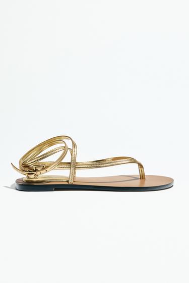 SANDALES À BRIDES EN CUIR EFFET MÉTALLISÉ - Or de Zara