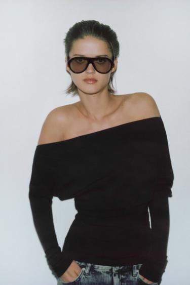 TOP ASIMÉTRICO SOFT - Negro de Zara