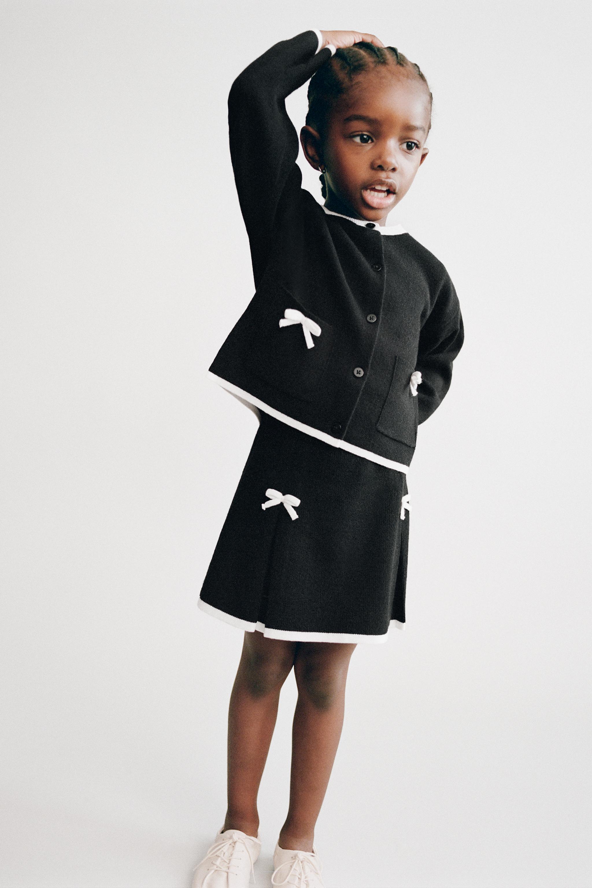 BOW KNIT CARDIGAN — Black