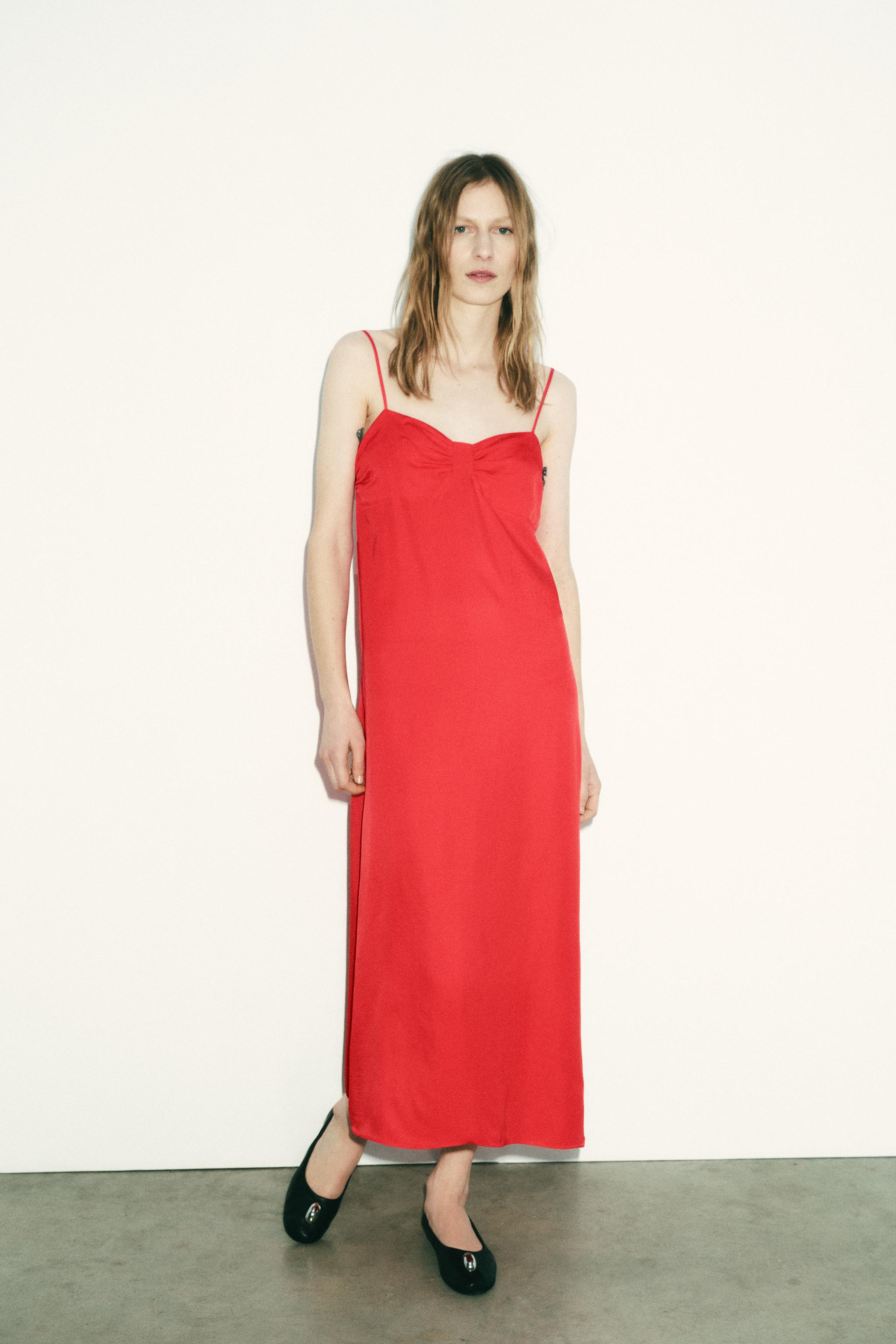 GATHERED SLIP DRESS - Intense red