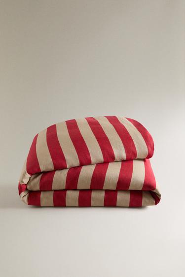 COLCHA DE LINHO COM LISTRAS | KATHARINE POLE - Vermelho da Zara