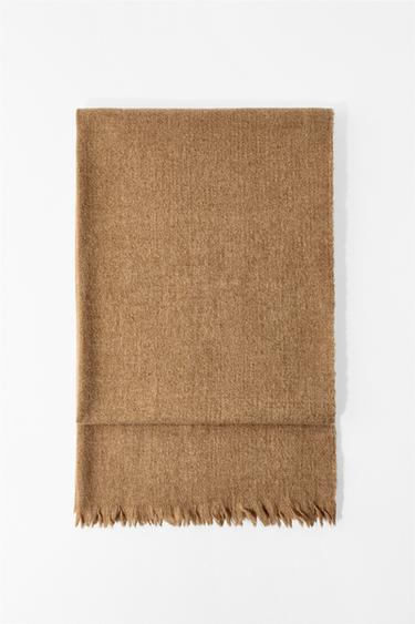 PAÑUELO LISO CON LANA - Tostado de Zara