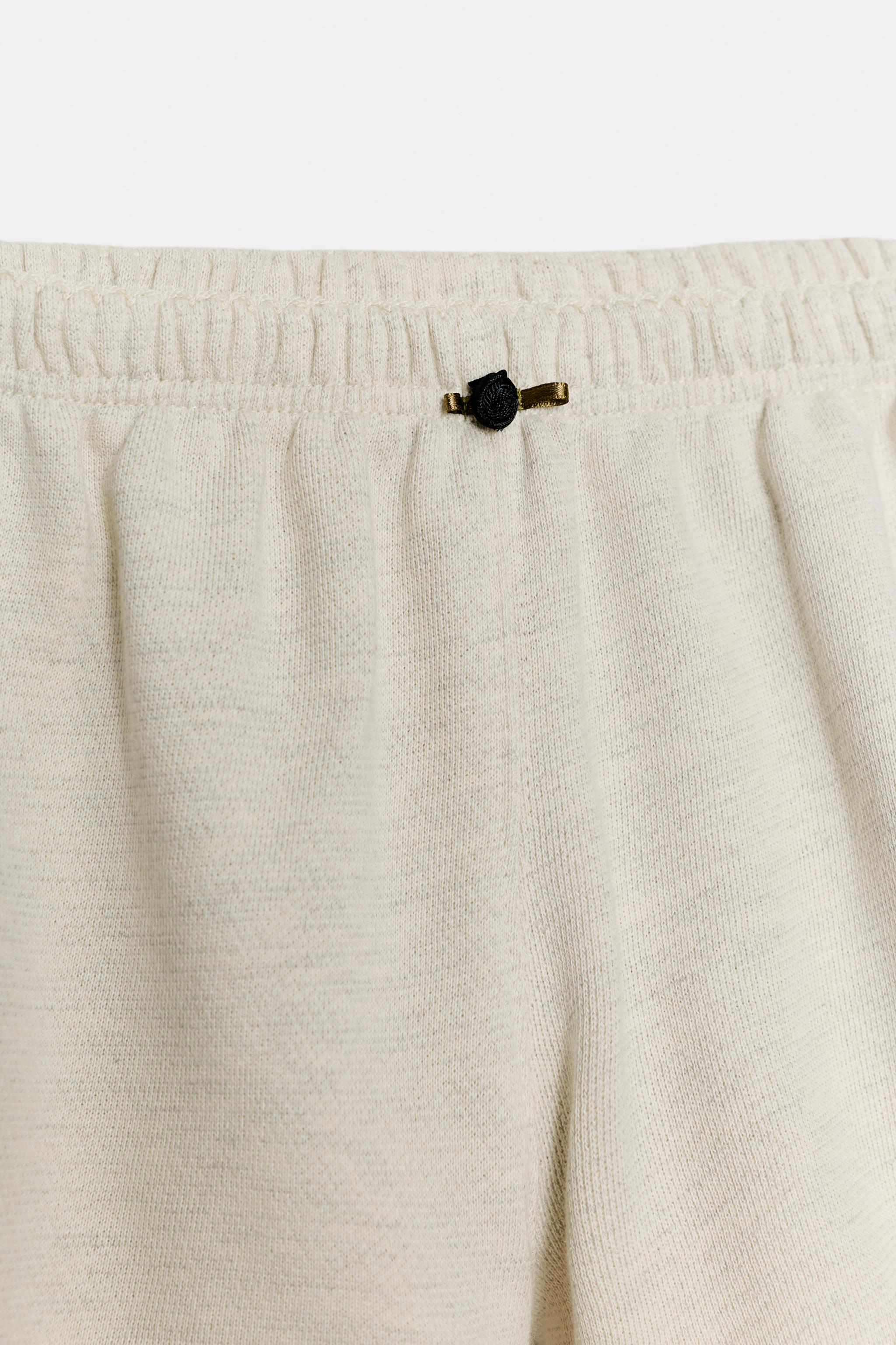SHORT AVEC DENTELLE COMBINÉE