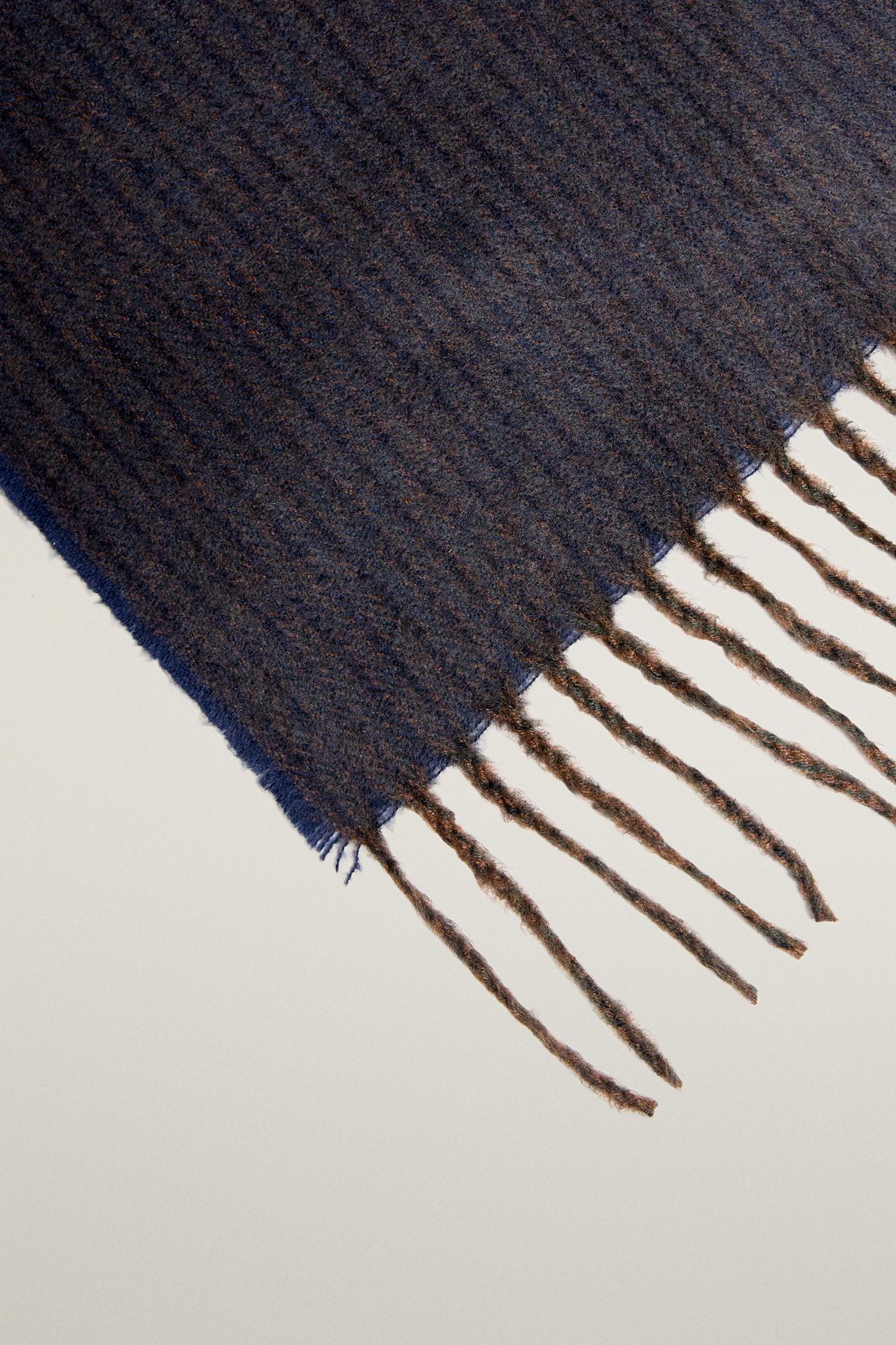 STRIPED FRINGE BLANKET — Blue