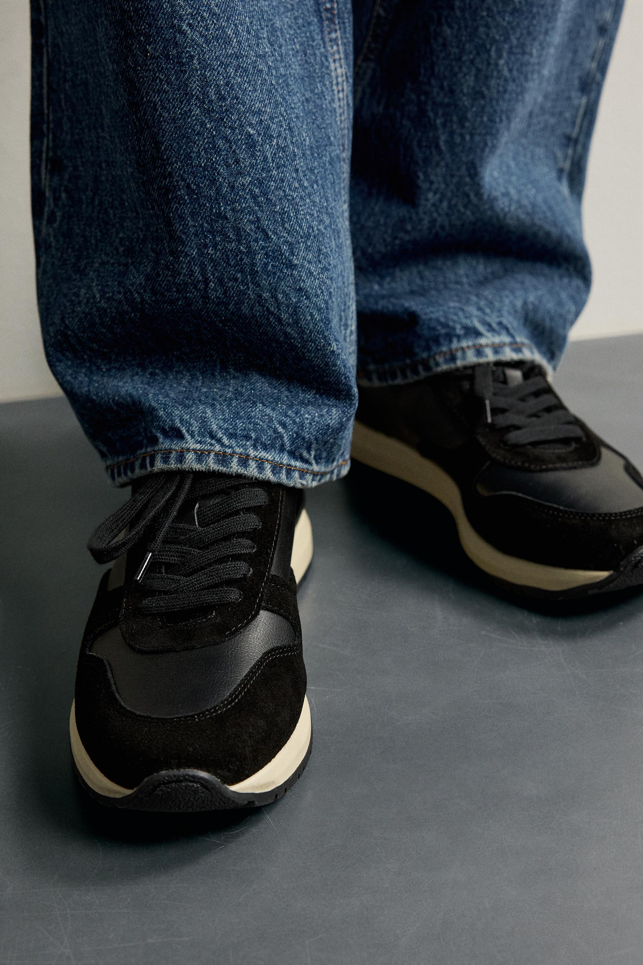 CASUAL SNEAKERS WITH LEATHER DETAILS