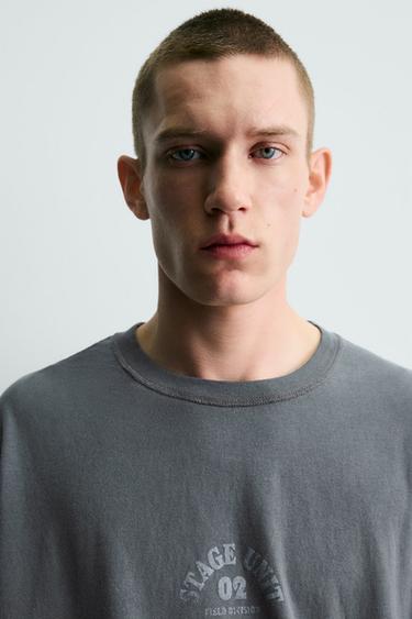 T-SHIRT DÉLAVÉ À IMPRIMÉS EN CONTRASTE - Gris clair de Zara - Image 4