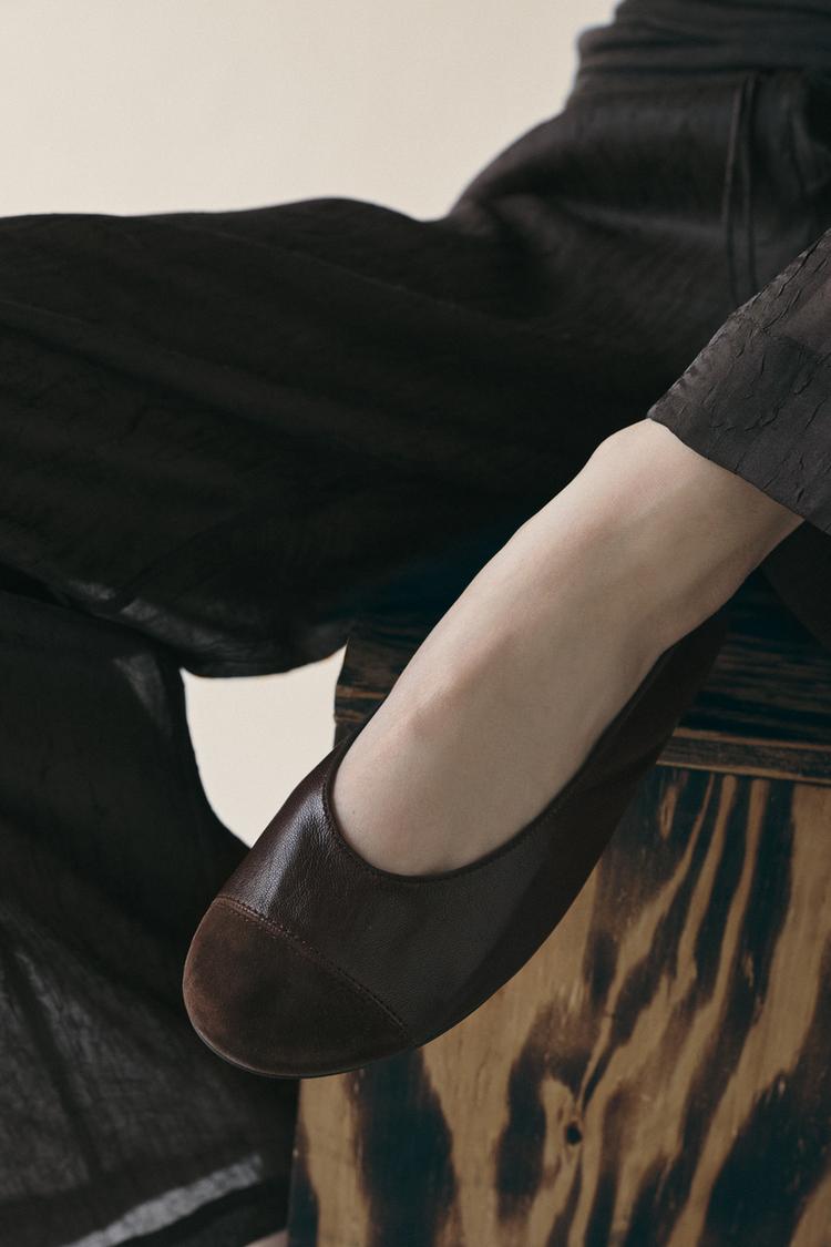 LEATHER BALLET FLATS