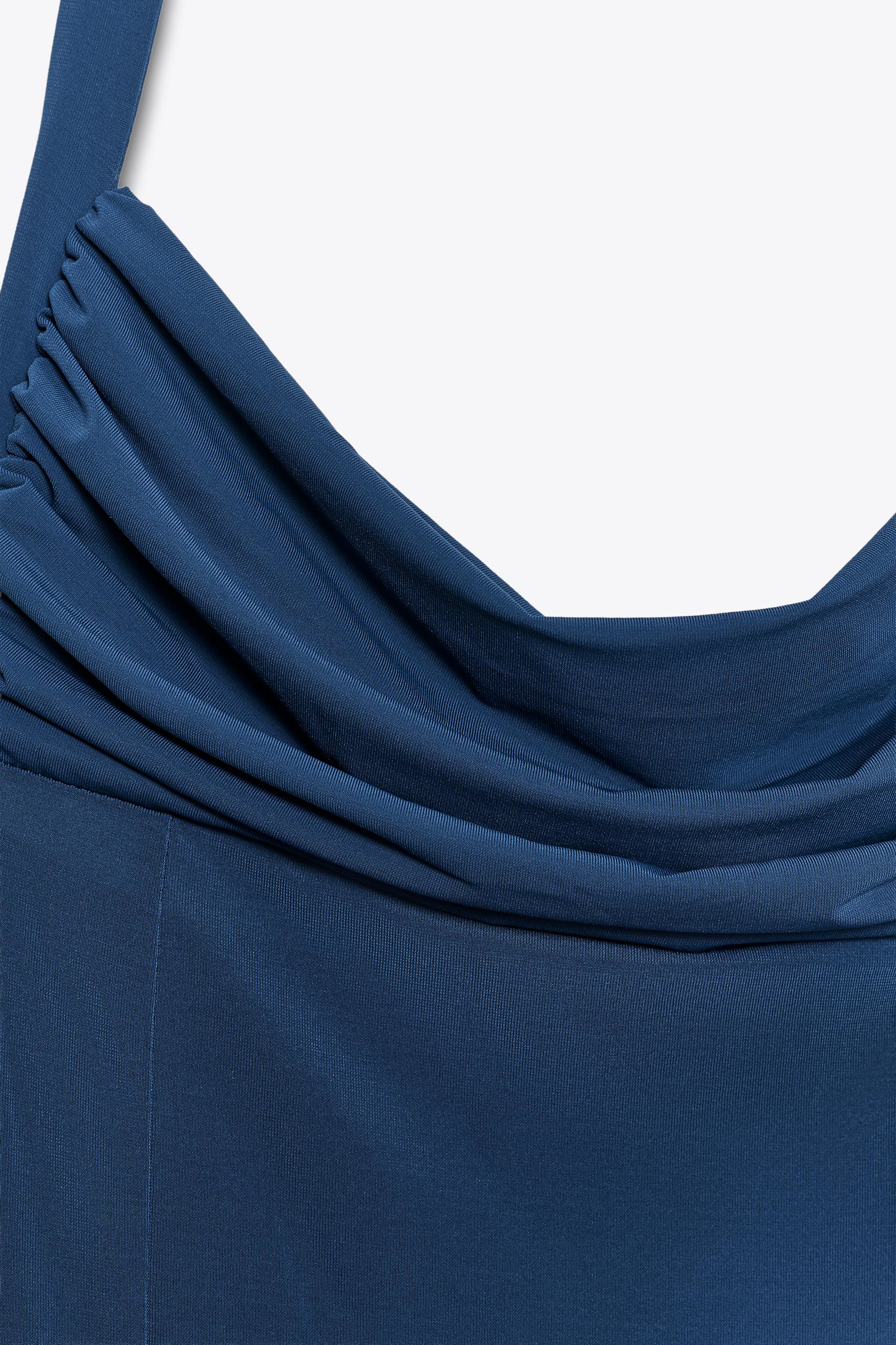 ROBE HALTER FLUIDE