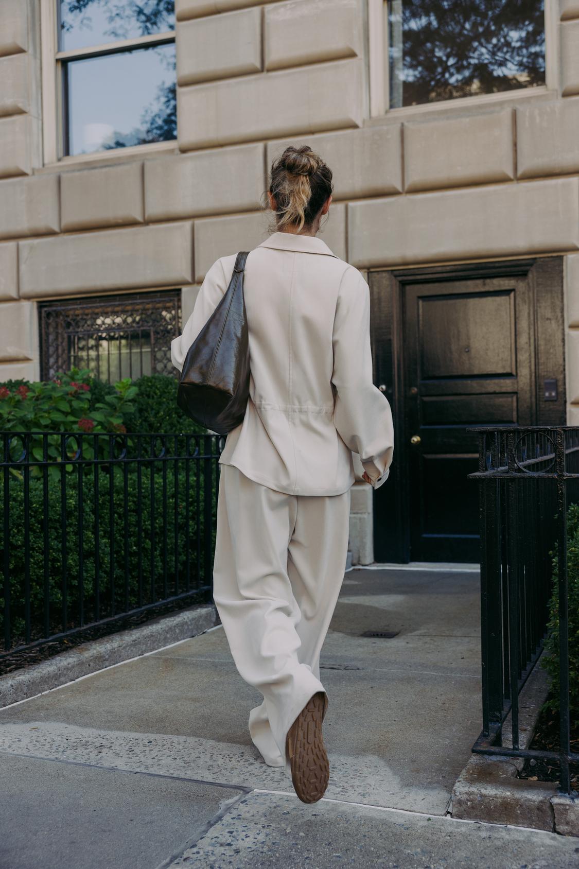 ADJUSTABLE WAIST POCKET JACKET