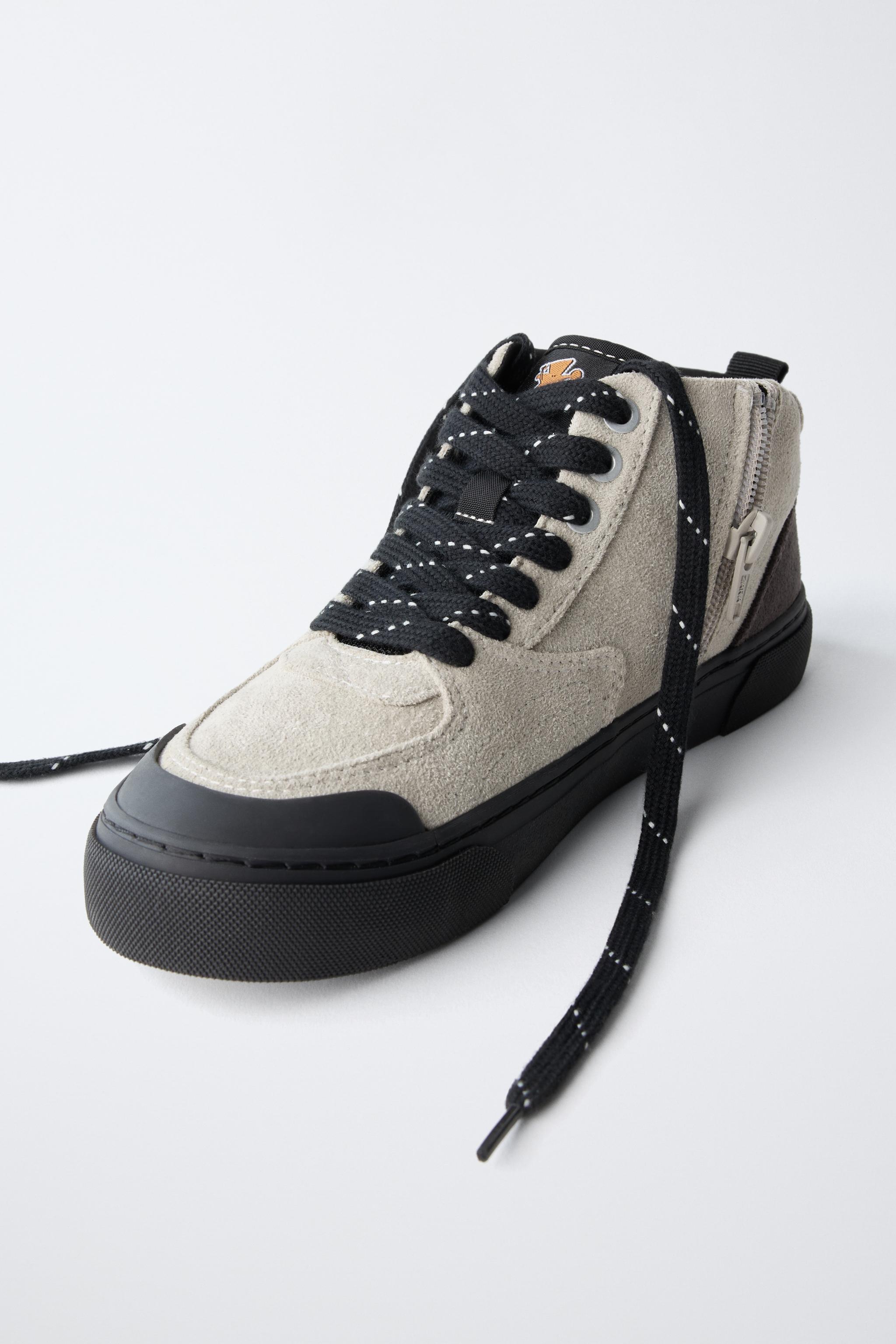 HIGH TOP SNEAKERS