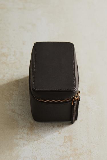 SMALL LEATHER TRAVEL JEWELLERY BOX - Chocolate Brown by Zara - Image 5